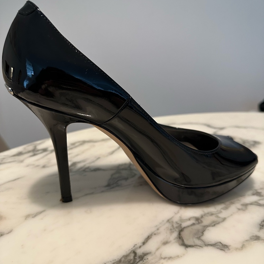 Dior black patent leather peep toe pumps - Picture 3 of 5